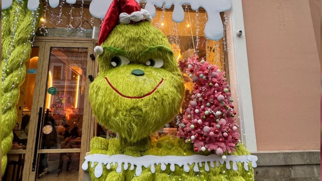 Погрузитесь в зимнюю сказку: новогодняя Москва, какой вы её ещё не видели 3