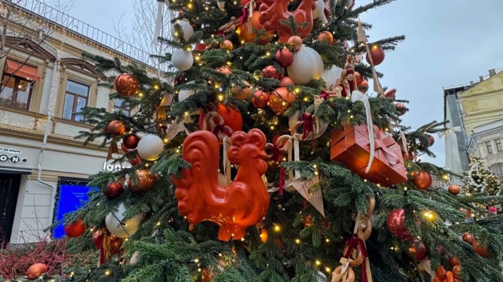 Погрузитесь в зимнюю сказку: новогодняя Москва, какой вы её ещё не видели 6