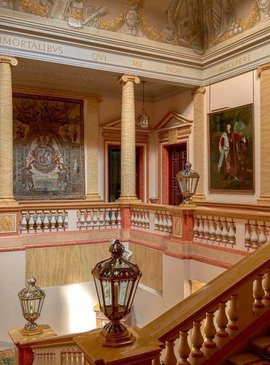 В Испании открылся обновлённый неоклассический дворец "Лирия" 1