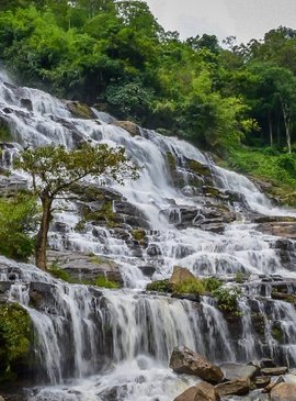 Самый большой водопад Дой Интханона  rovingturtle.com 