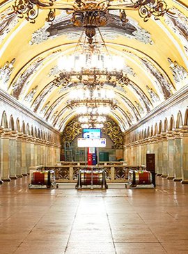 Станции Московского метро, поезд "Акварель" и Музей Московской железной дороги 1