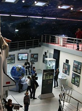 Таинственные, поразительные и познавательные локации: Бункер-42, Дарвиновский музей и музей Космонавтики 8