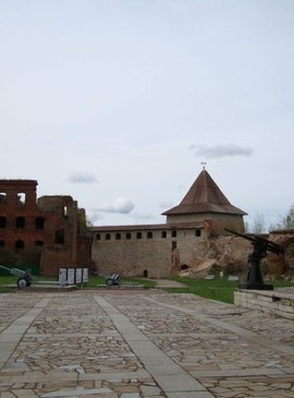 Крепость Шлиссельбург, двор