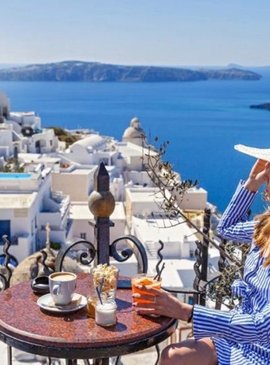 Надо ли сейчас туристу ехать на отдых в Грецию? 1