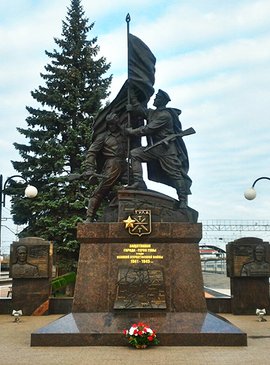 монумент «Защитникам города-героя Тулы»