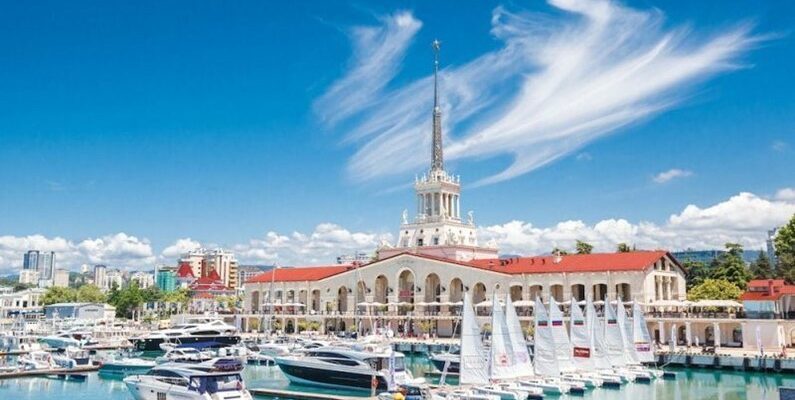 Где будут отдыхать россияне этим летом, ТОП-5 Самых бронируемых курортов 1
