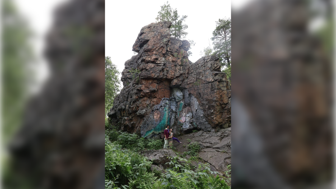 «Из Екатеринбурга — к загадочной Азов-горе»: где оживают сказы Бажова и вода Синюшкиного колодца дарит вдохновение 1